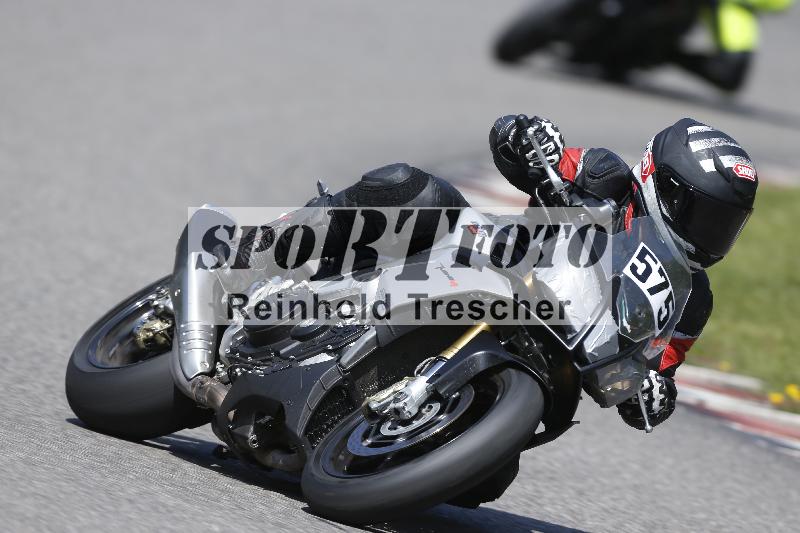 /45 10.08.2025 Plüss Moto Sport ADR/Einsteiger/575
